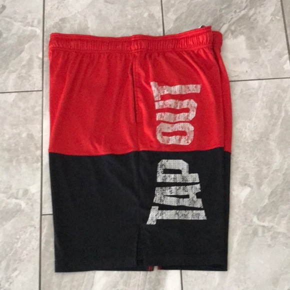 TAPOUT Men's Active Black/ Red Long Shorts | XXL - Picture 1 of 7